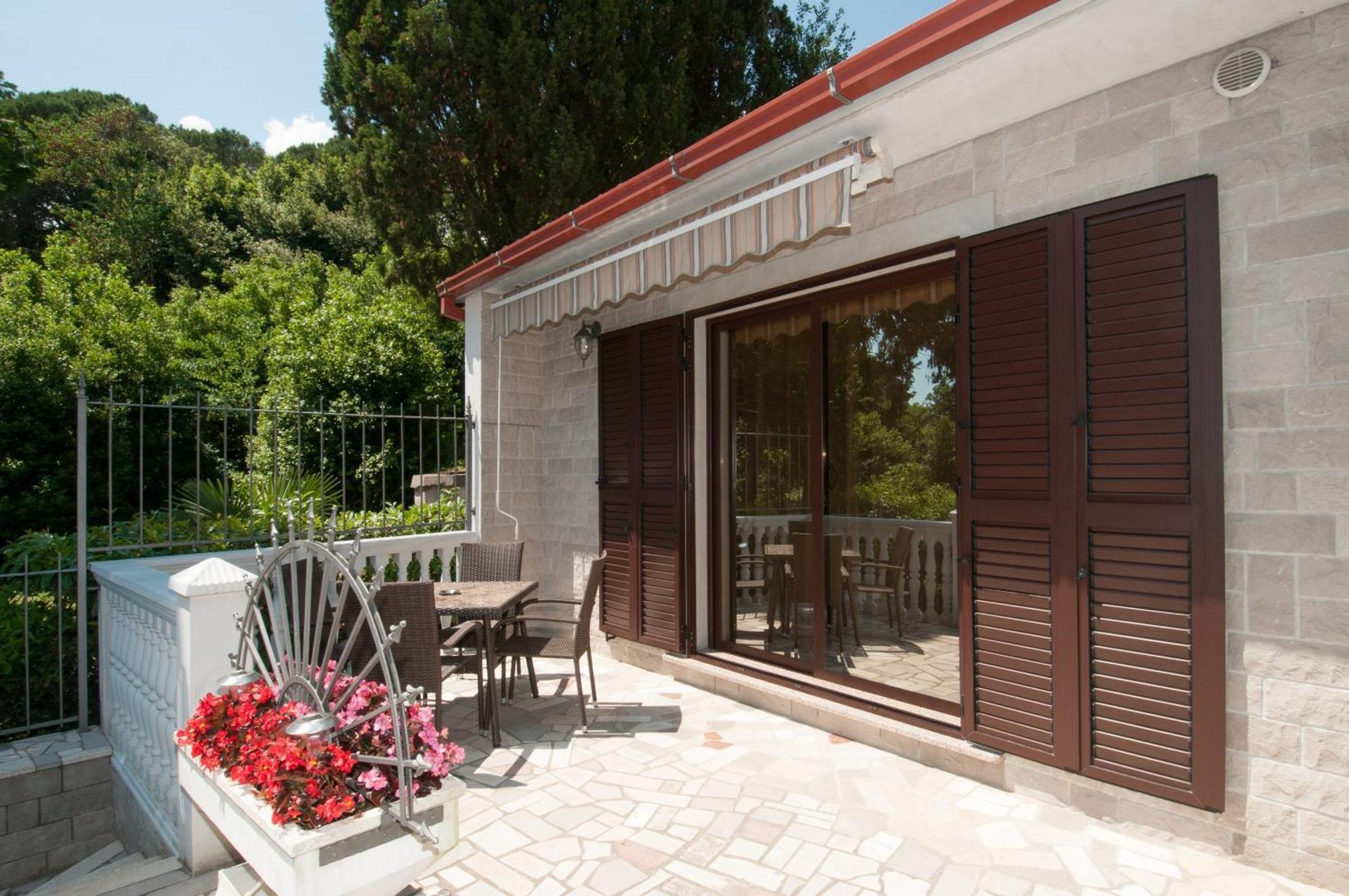 Apartments Villa Salona Opatija Kamer foto