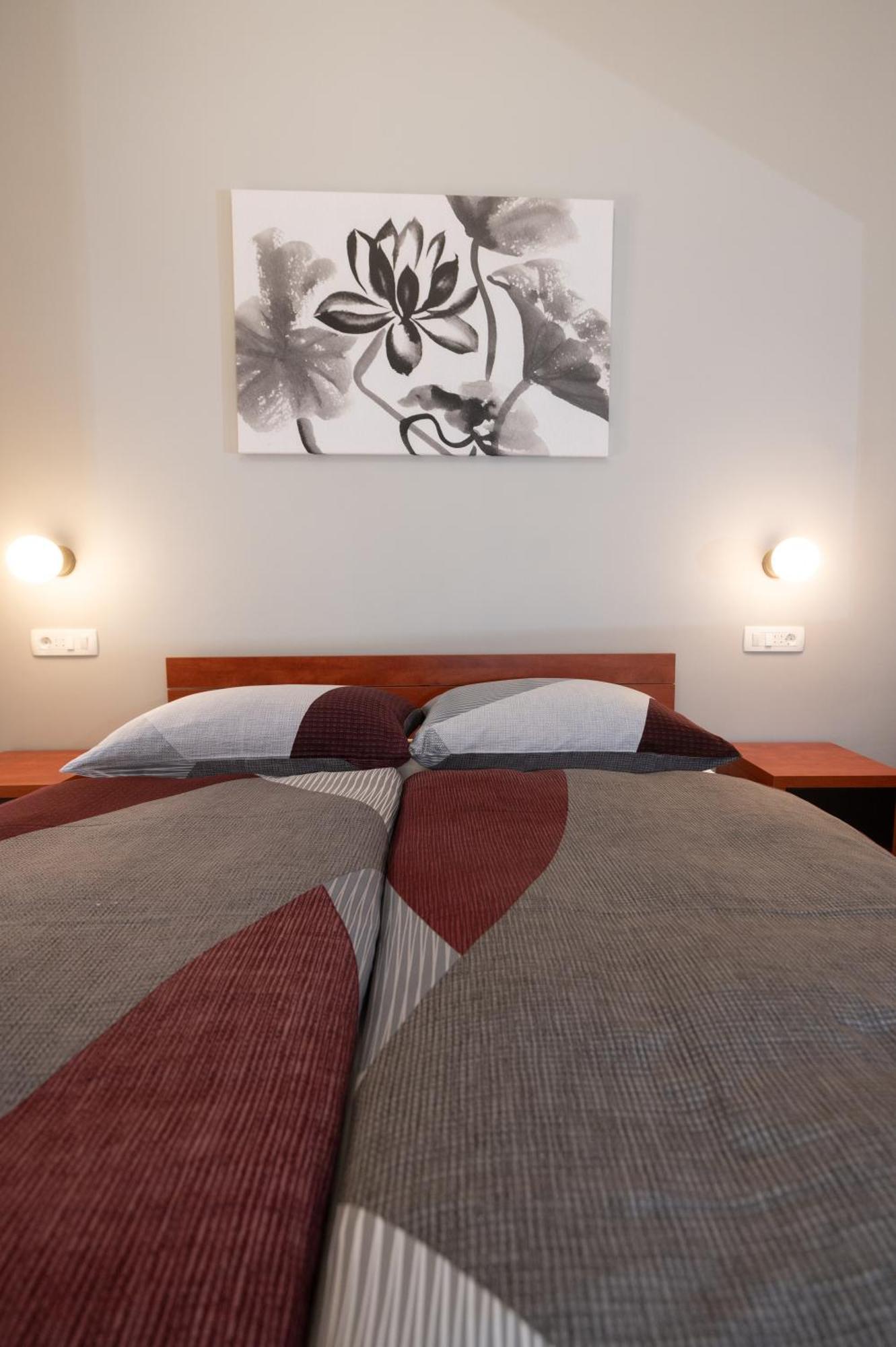 Apartments Villa Salona Opatija Buitenkant foto